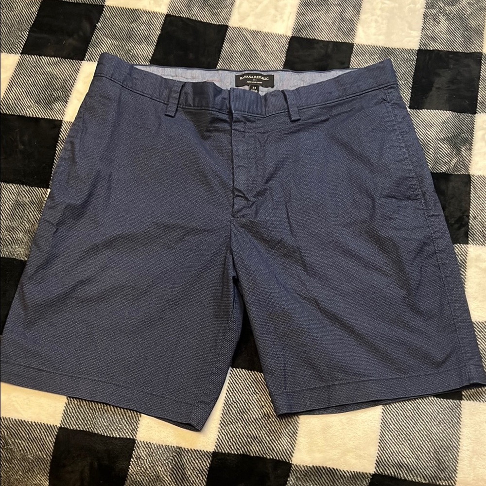 Banana Republic Blue Flat Front Aiden Club Shorts size 34